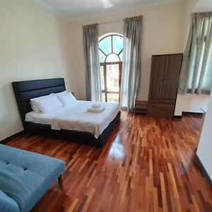 Eden Cosy Living Privatunterkunft Batu Feringgi