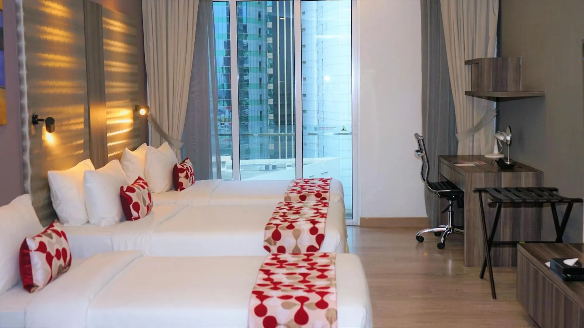 Hotel Ramada Suites By Wyndham Kuala Lumpur City Centre
